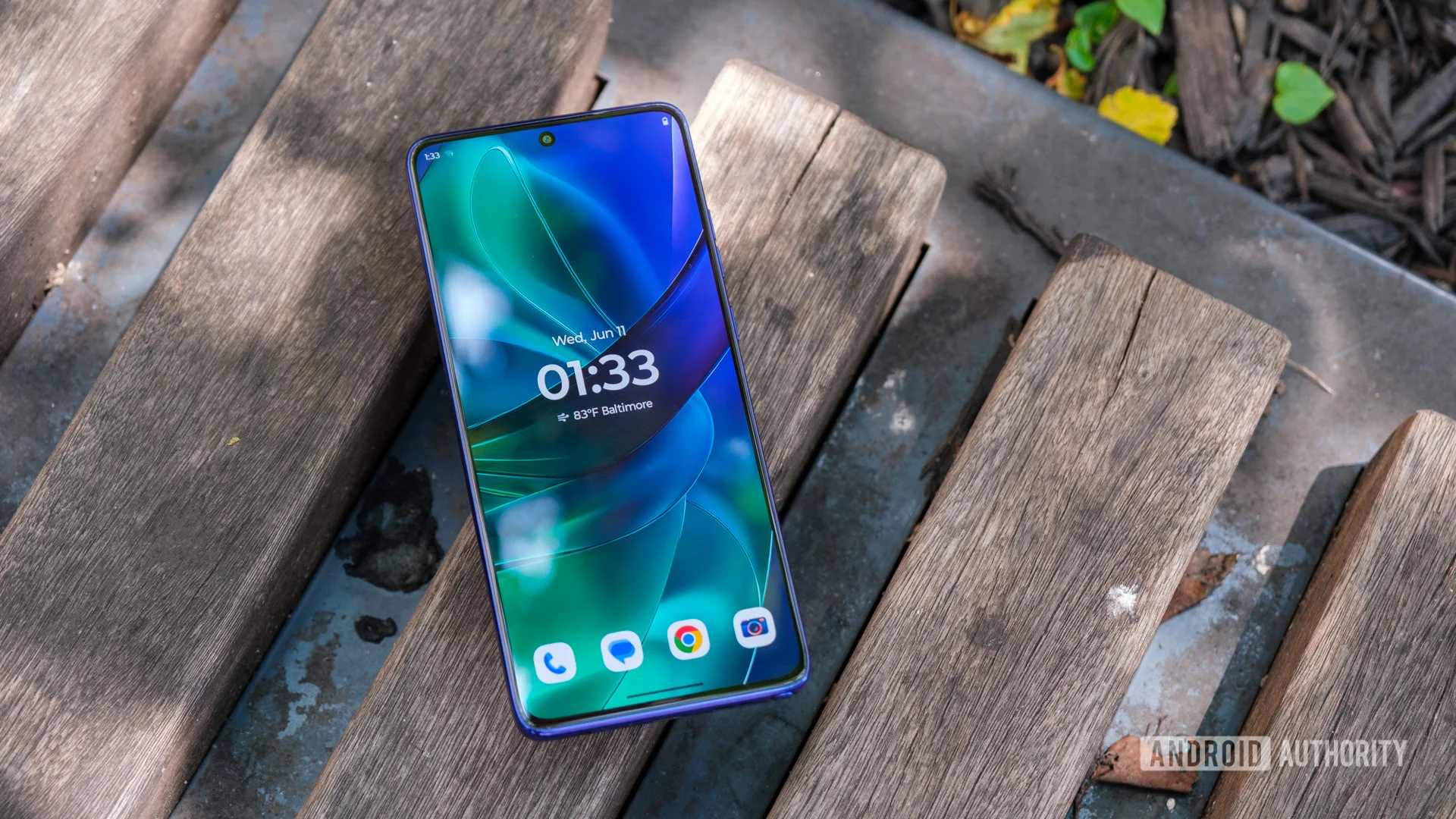 RAM Shortage Threatens Sub-$400 Smartphone Market While Premium Models Thrive