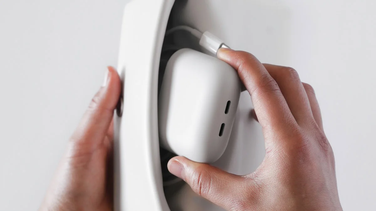 Amazon Offers Strong Discount on Google's 67W Dual USB-C Pixel Flex Charger