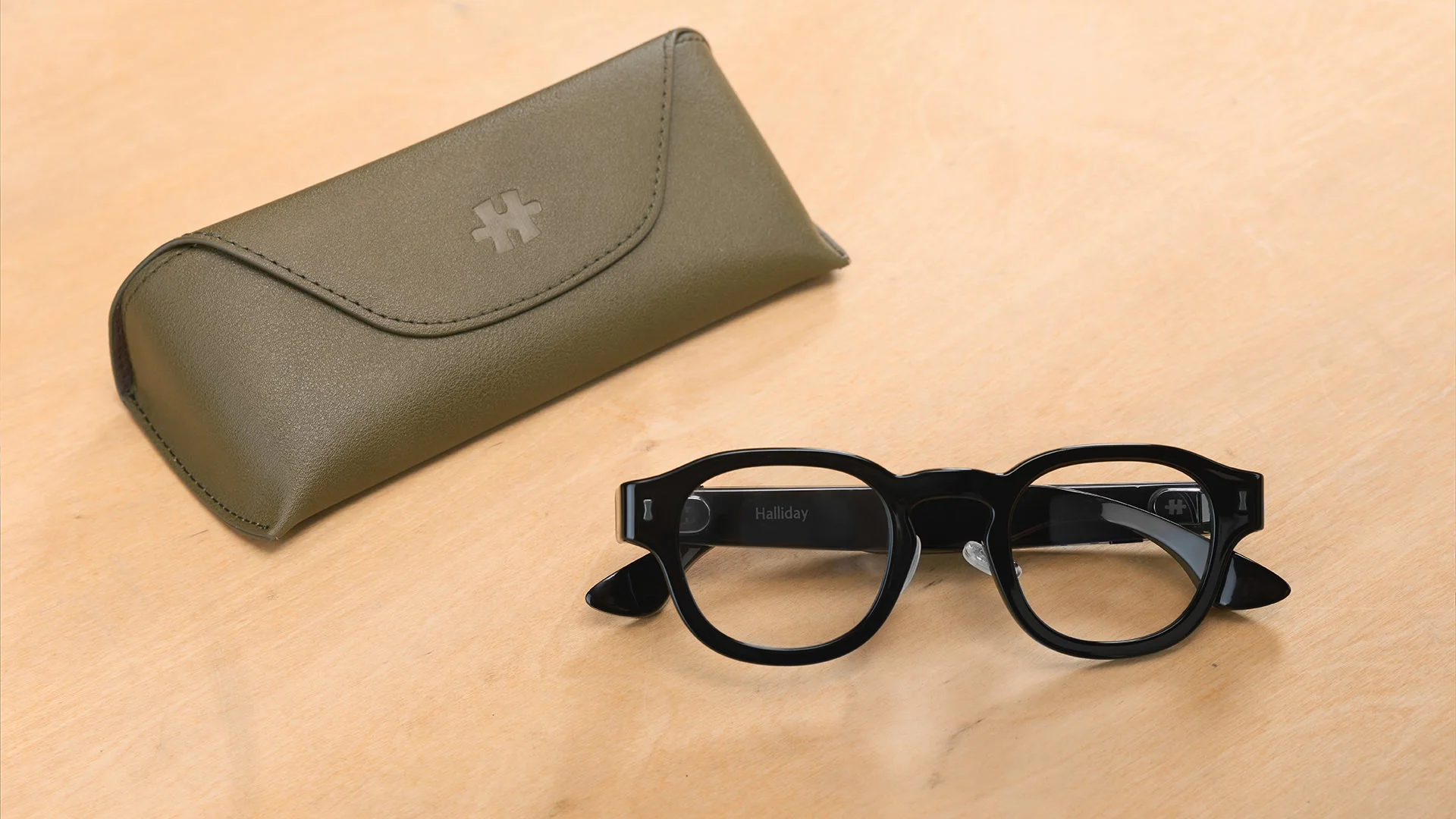Halliday G2 Glasses Deliver Intelligent Insights for Meetings Without a Camera