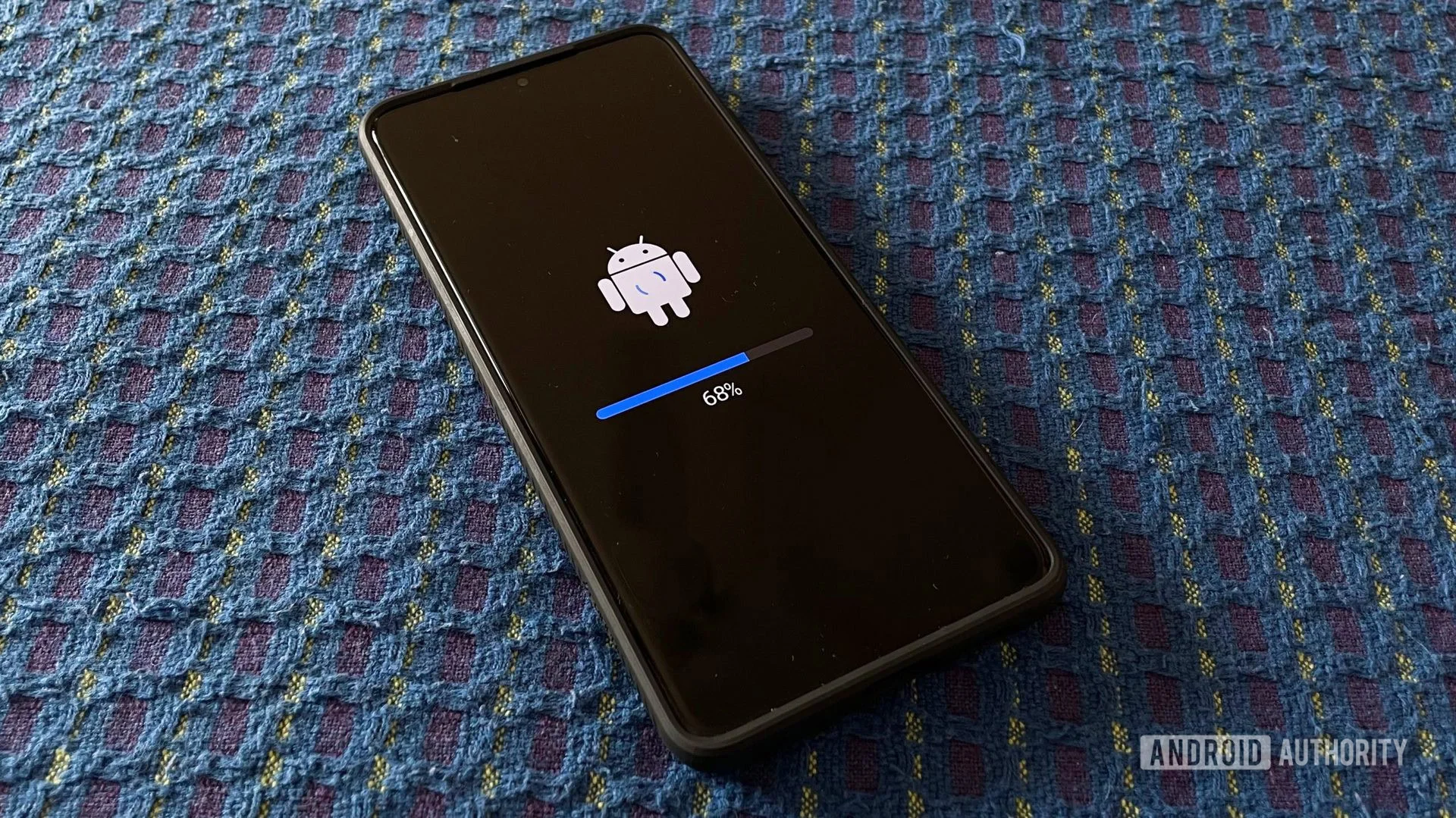 Samsung Users: Manual Updates Available for Key Google Services