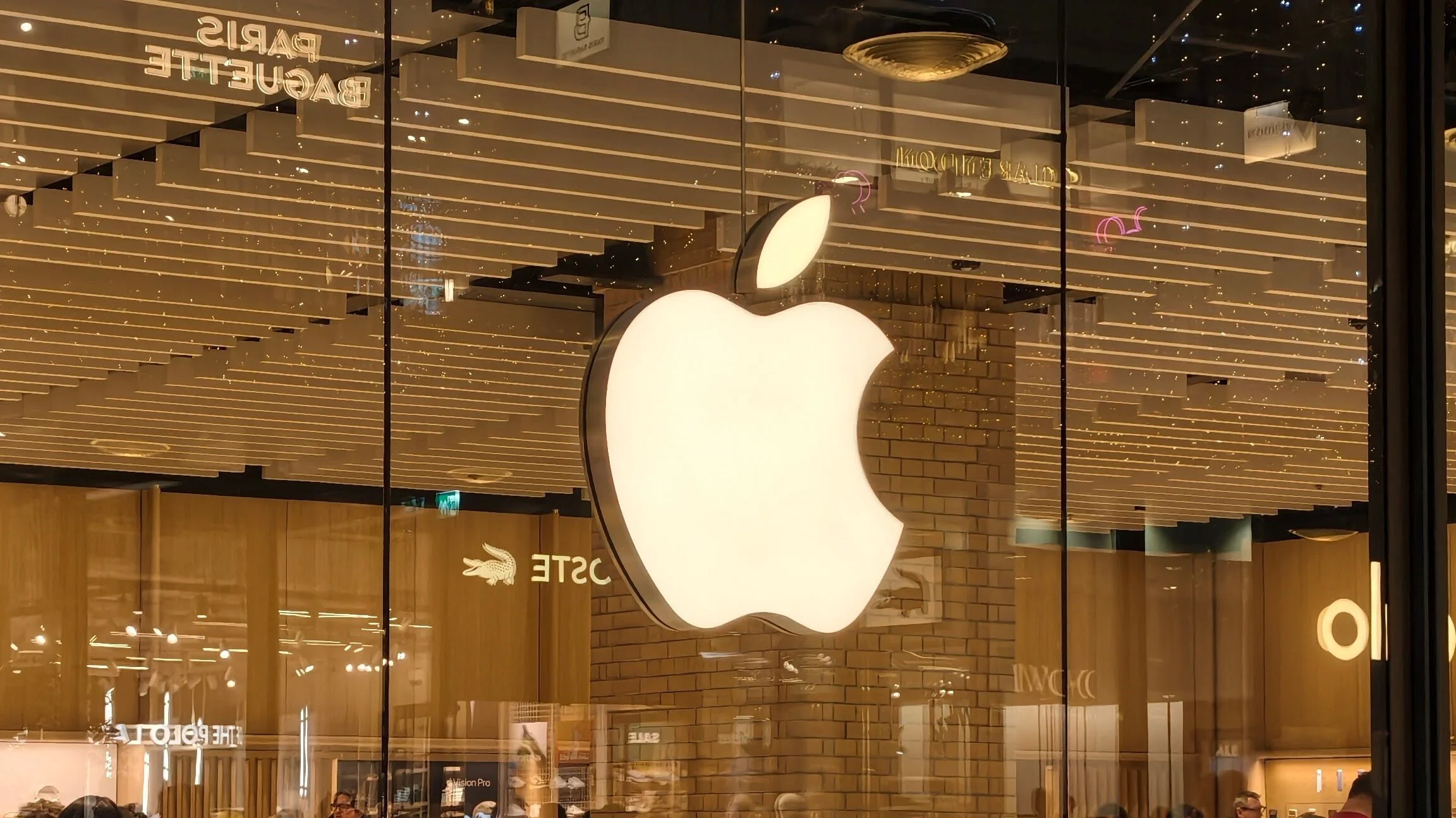 Apple Prepares to Challenge Smart Home Leaders with New Product Lineup