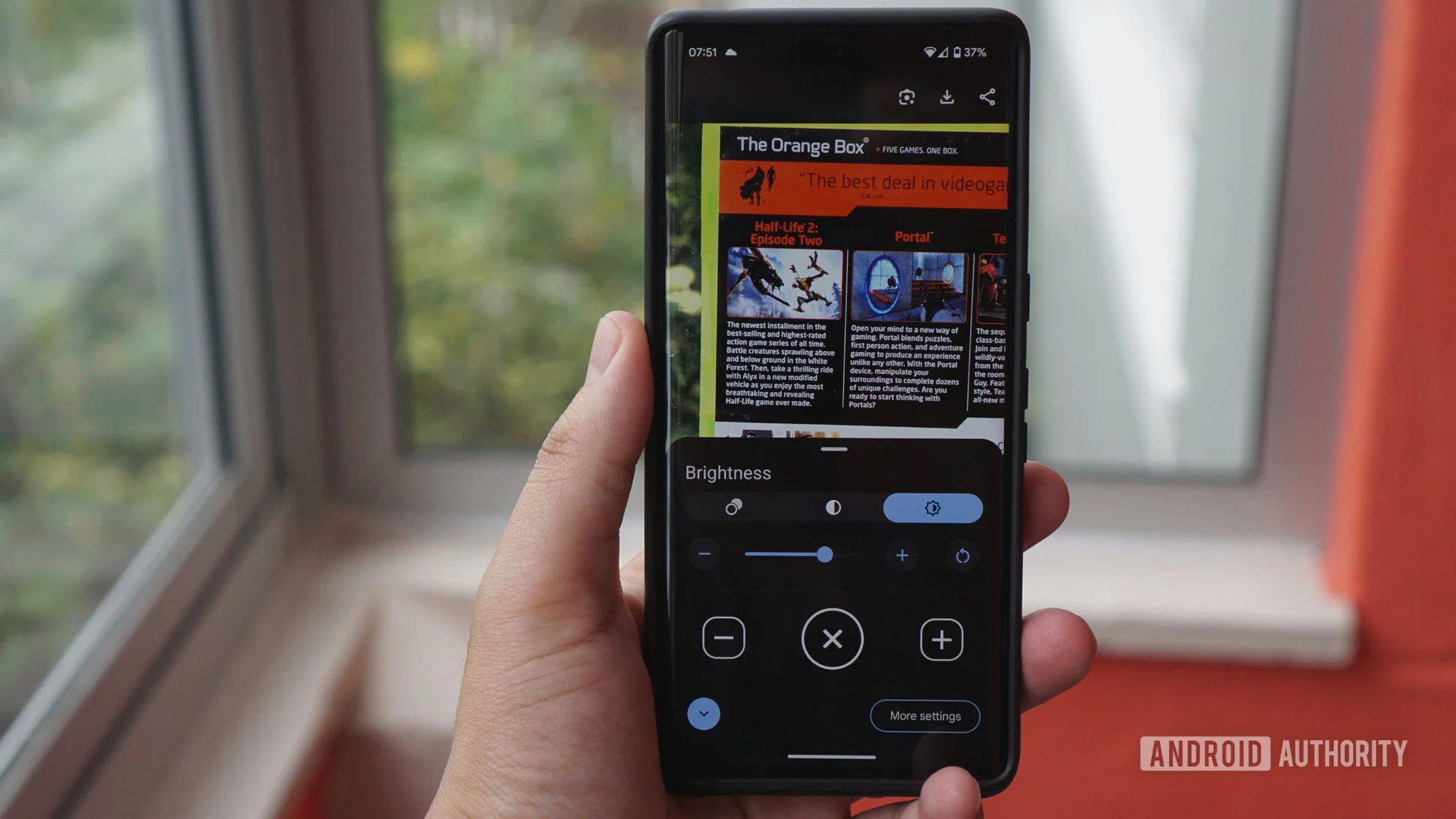 Google Magnifier Updates Its Icon but Introduces a Bug in the Process
